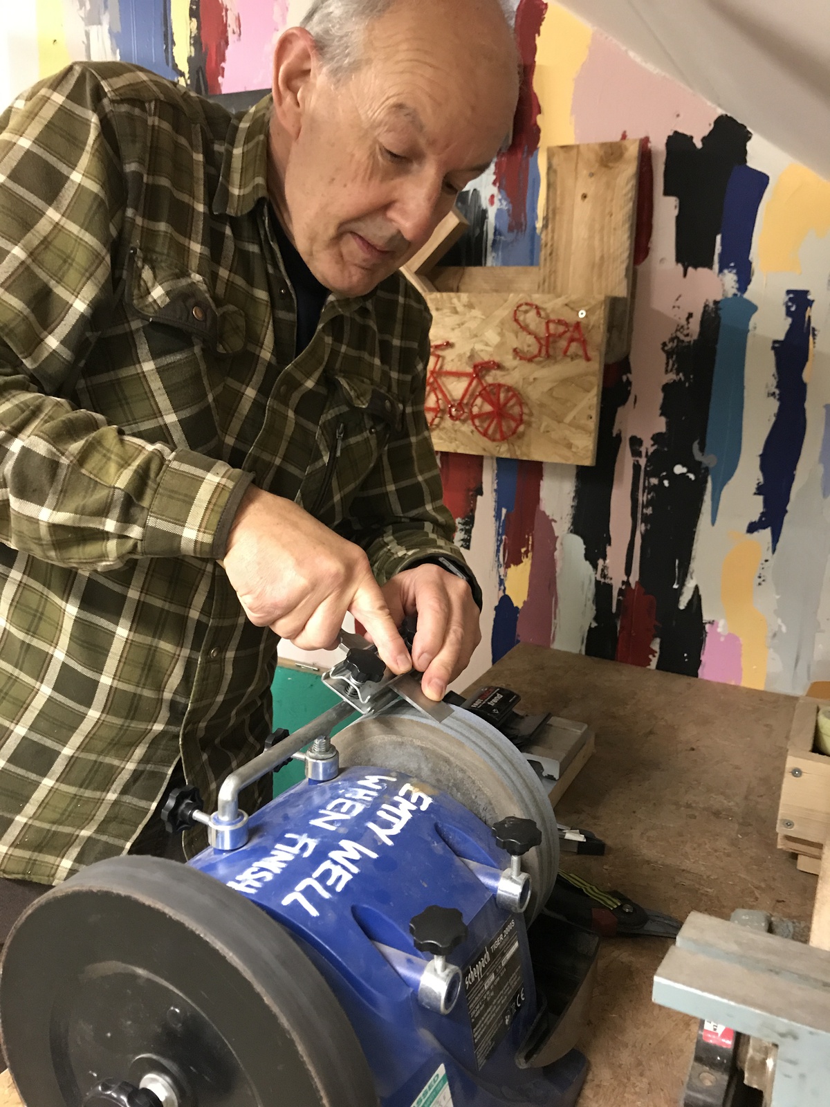 Knife Sharpening Edinburgh at Charles Horton blog